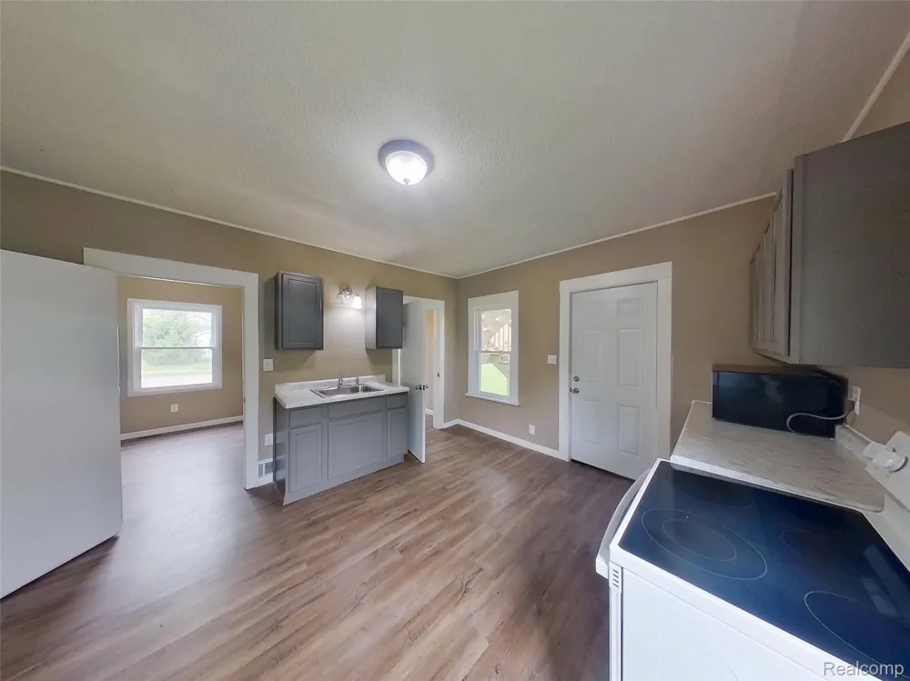 230 Almyra Avenue #Upper Monroe City, MI 48161