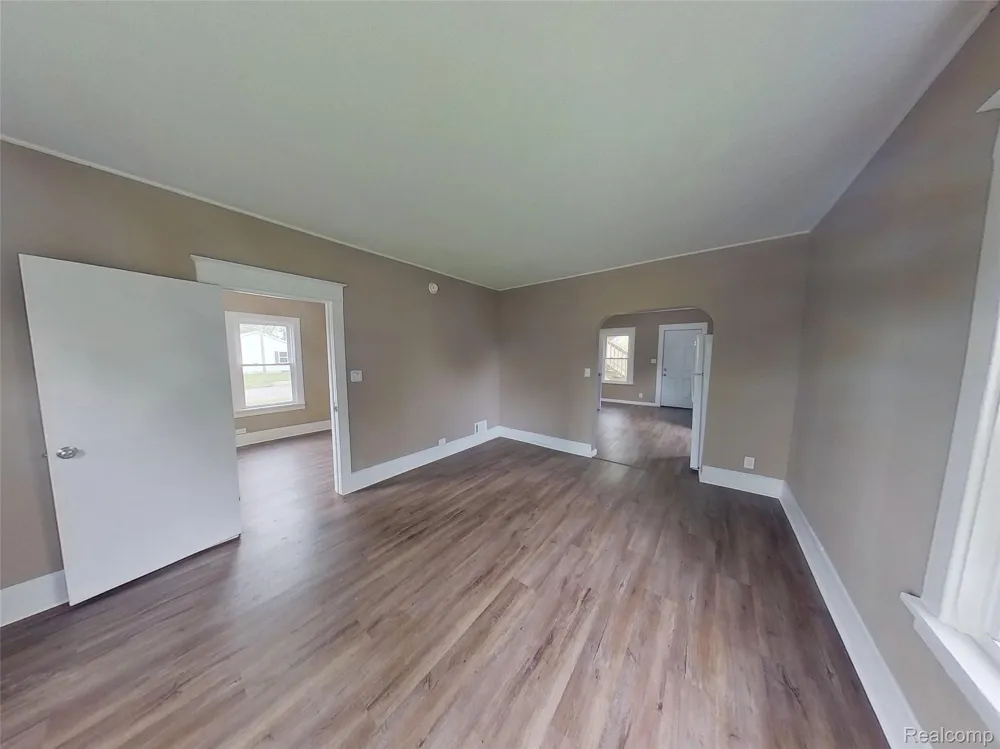 230 Almyra Avenue #Upper Monroe City, MI 48161