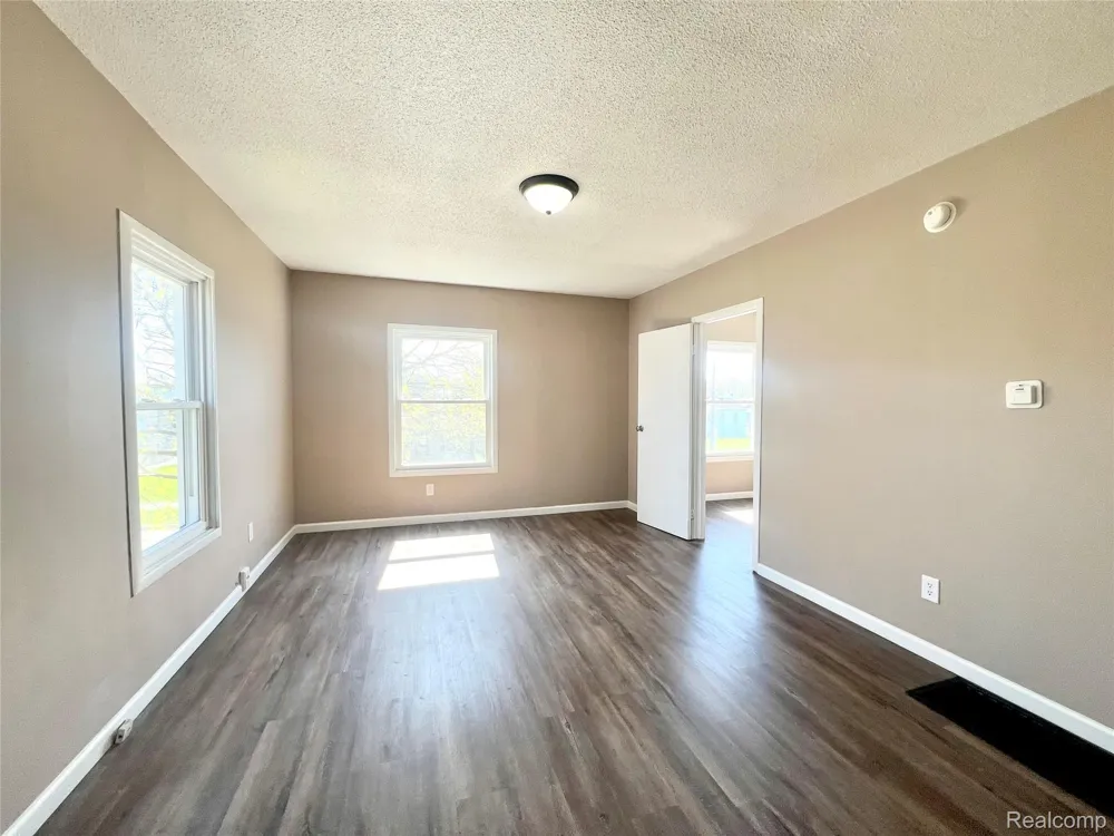 230 Almyra Avenue #Upper Monroe City, MI 48161