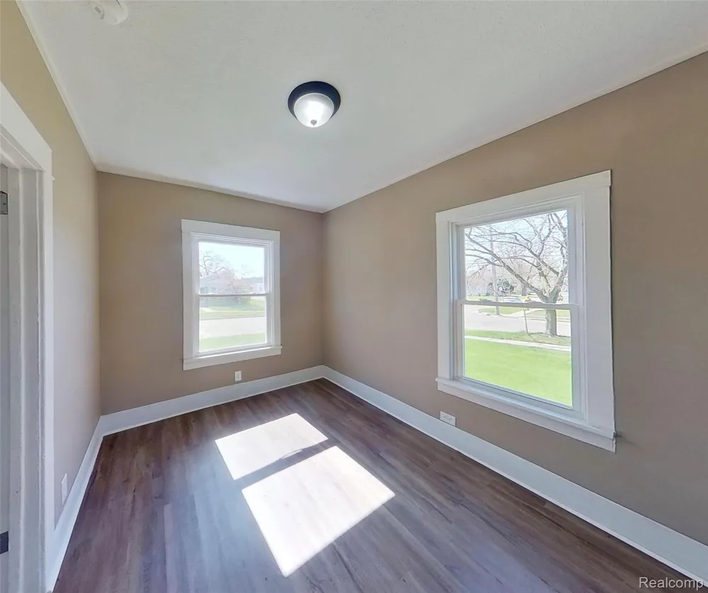 230 Almyra Avenue #Upper Monroe City, MI 48161