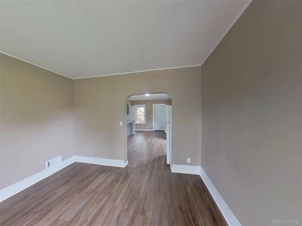 230 Almyra Avenue #Upper Monroe City, MI 48161