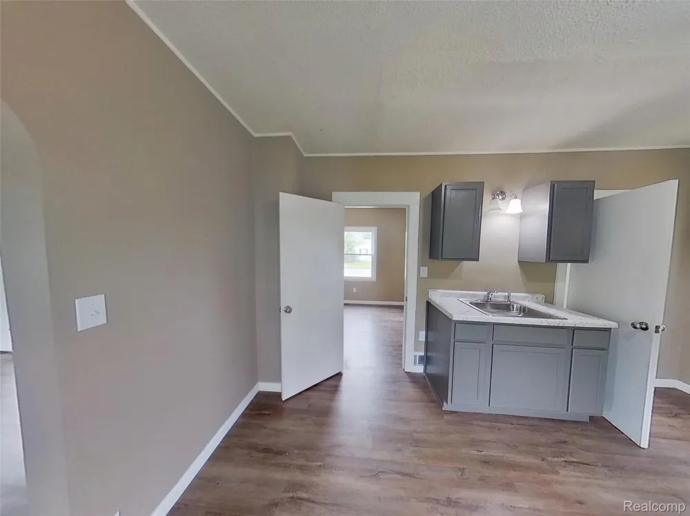 230 Almyra Avenue #Upper Monroe City, MI 48161