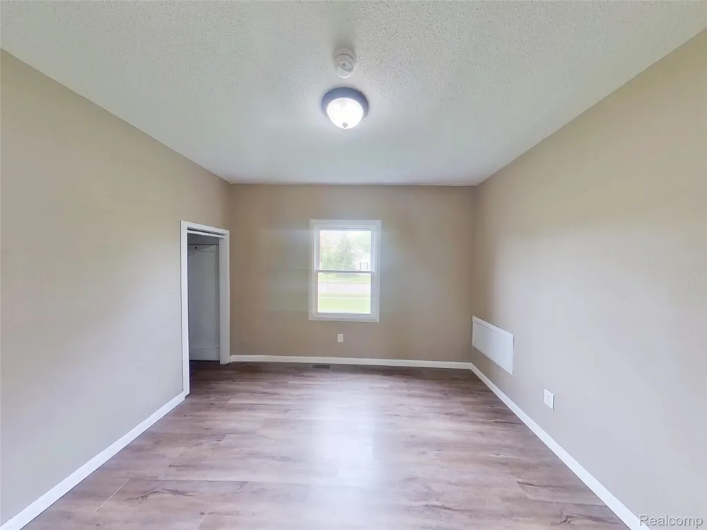 230 Almyra Avenue #Upper Monroe City, MI 48161