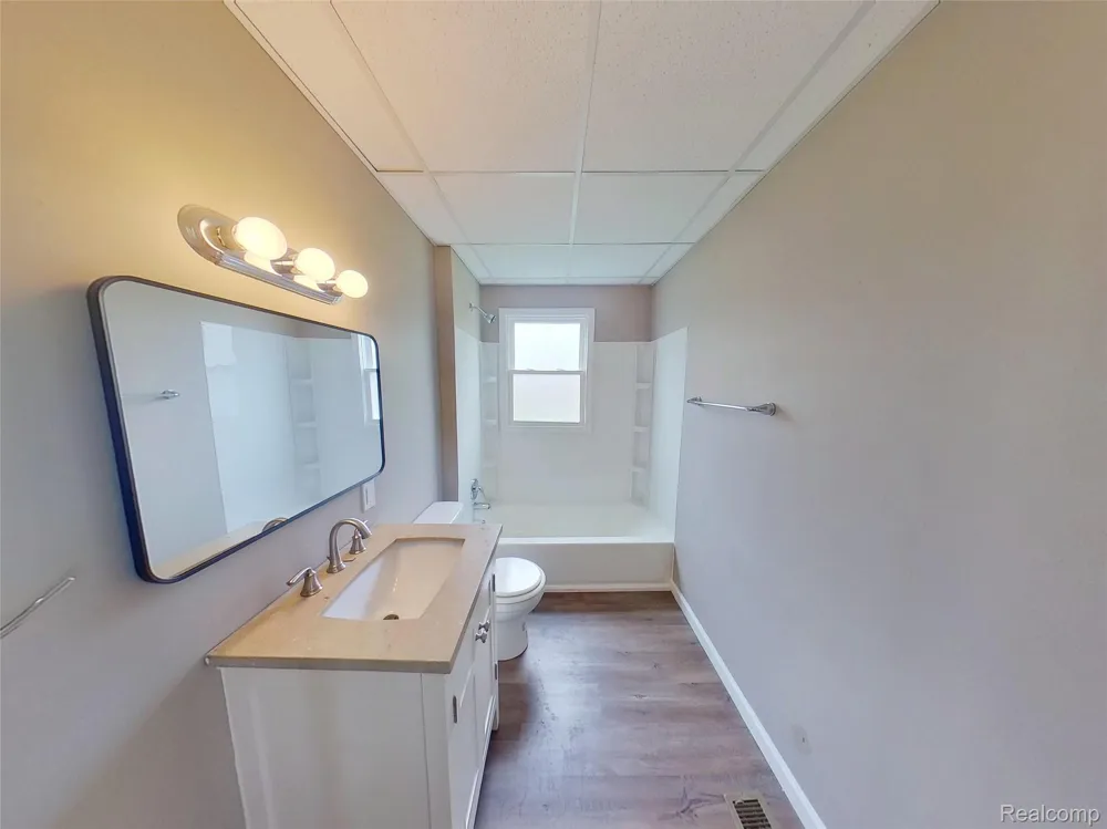 230 Almyra Avenue #Upper Monroe City, MI 48161