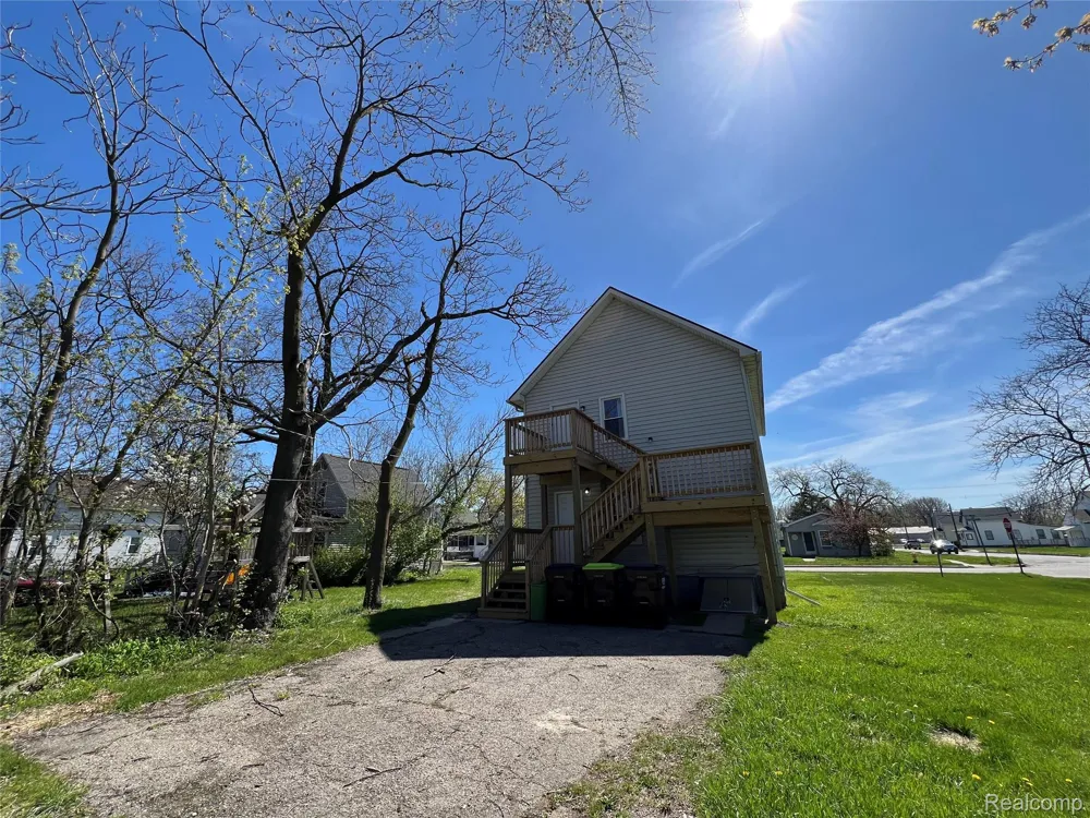 230 Almyra Avenue #Upper Monroe City, MI 48161