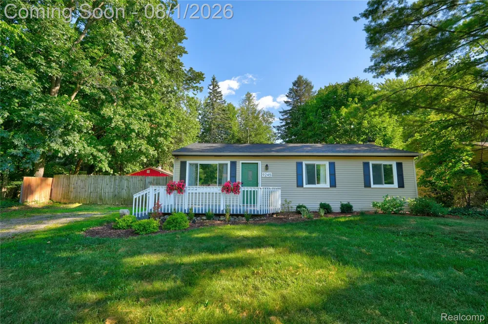 9245 Debby Jo Drive Springfield Charter Township, MI 48346
