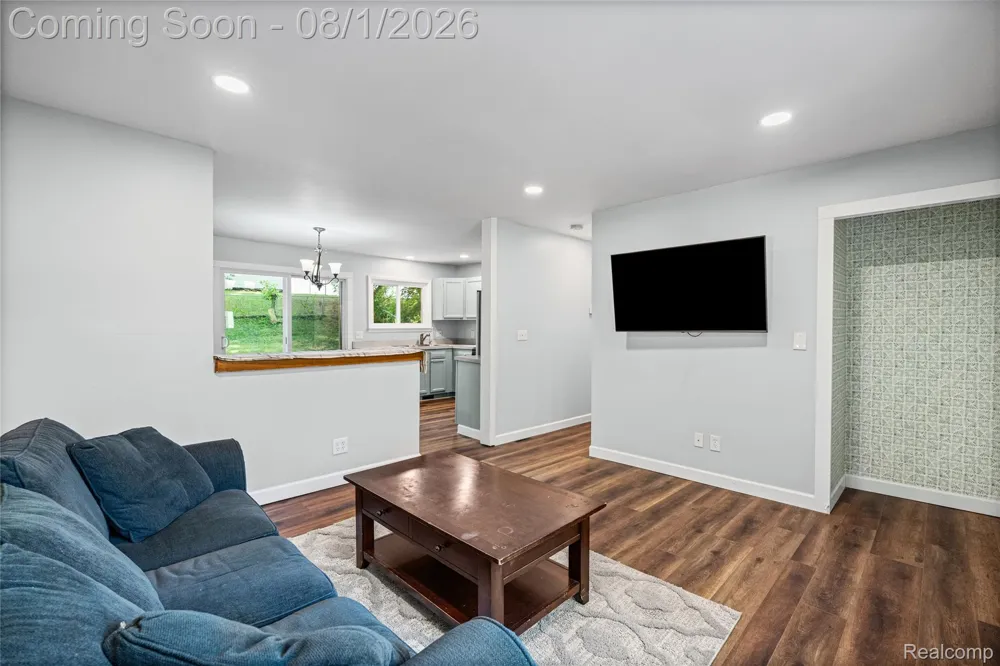 9245 Debby Jo Drive Springfield Charter Township, MI 48346