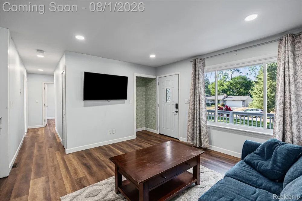 9245 Debby Jo Drive Springfield Charter Township, MI 48346