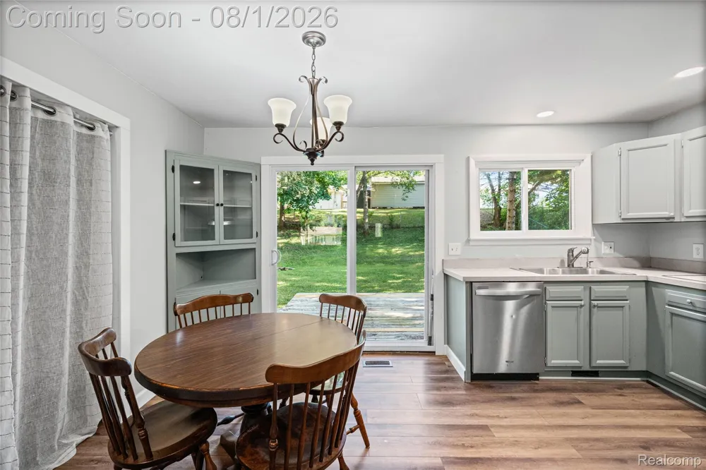 9245 Debby Jo Drive Springfield Charter Township, MI 48346