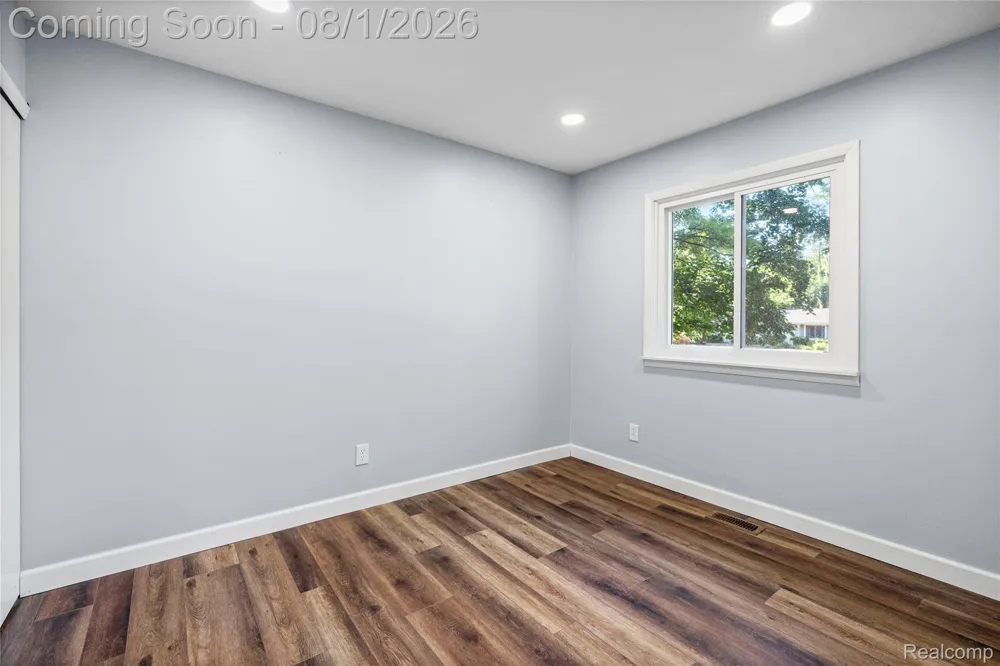 9245 Debby Jo Drive Springfield Charter Township, MI 48346