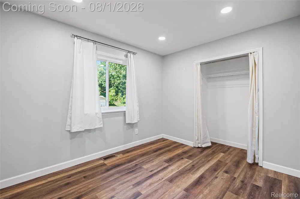 9245 Debby Jo Drive Springfield Charter Township, MI 48346