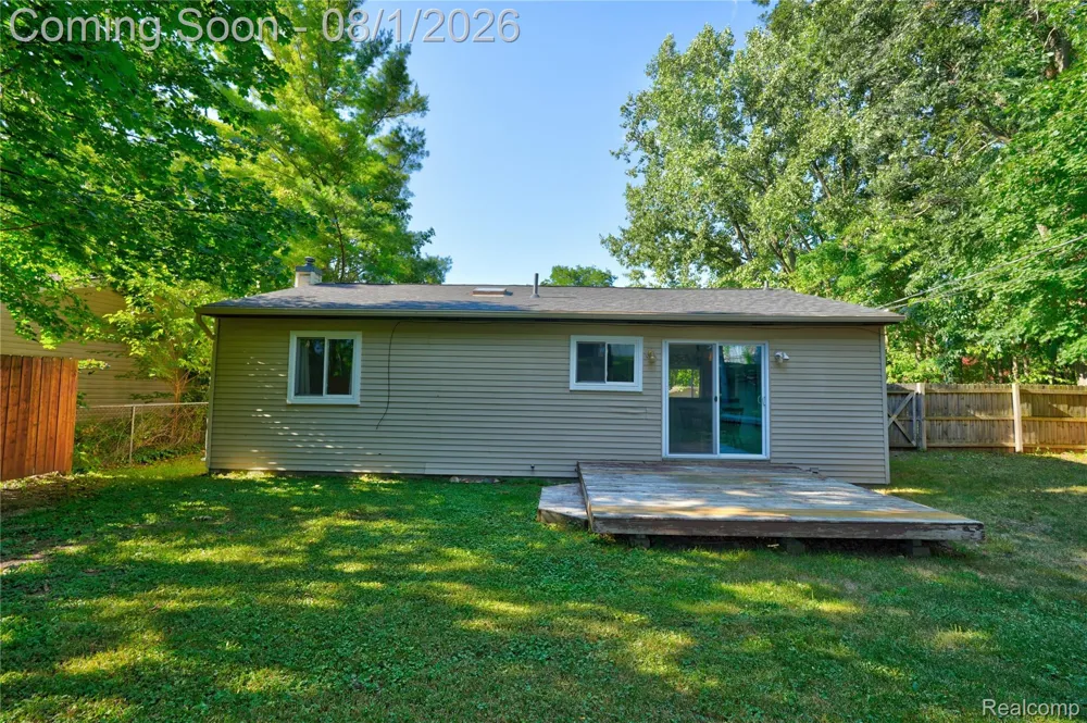 9245 Debby Jo Drive Springfield Charter Township, MI 48346
