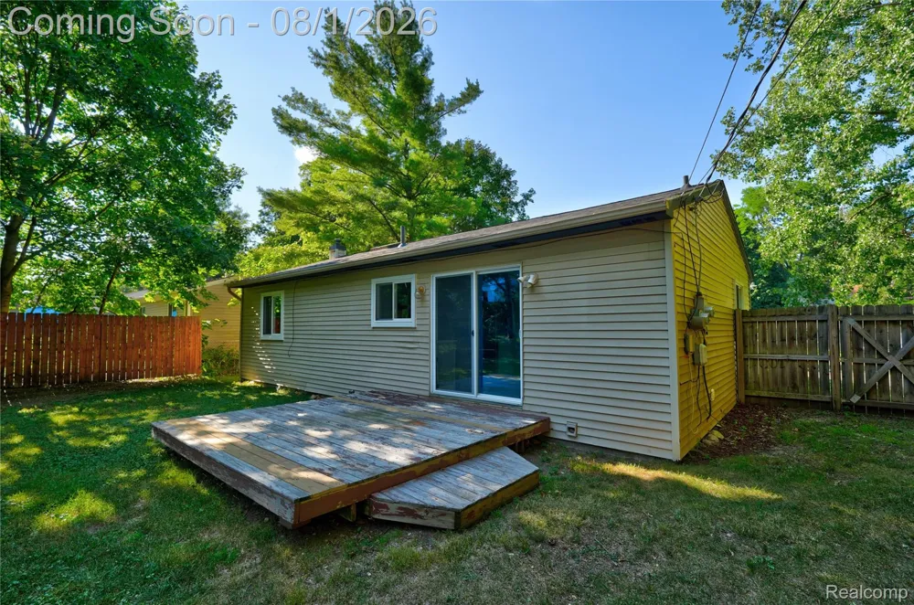 9245 Debby Jo Drive Springfield Charter Township, MI 48346