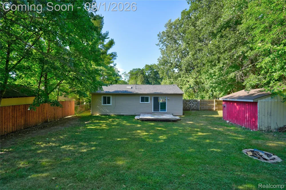 9245 Debby Jo Drive Springfield Charter Township, MI 48346