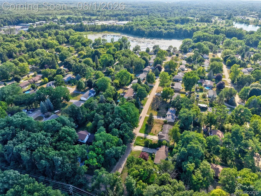 9245 Debby Jo Drive Springfield Charter Township, MI 48346