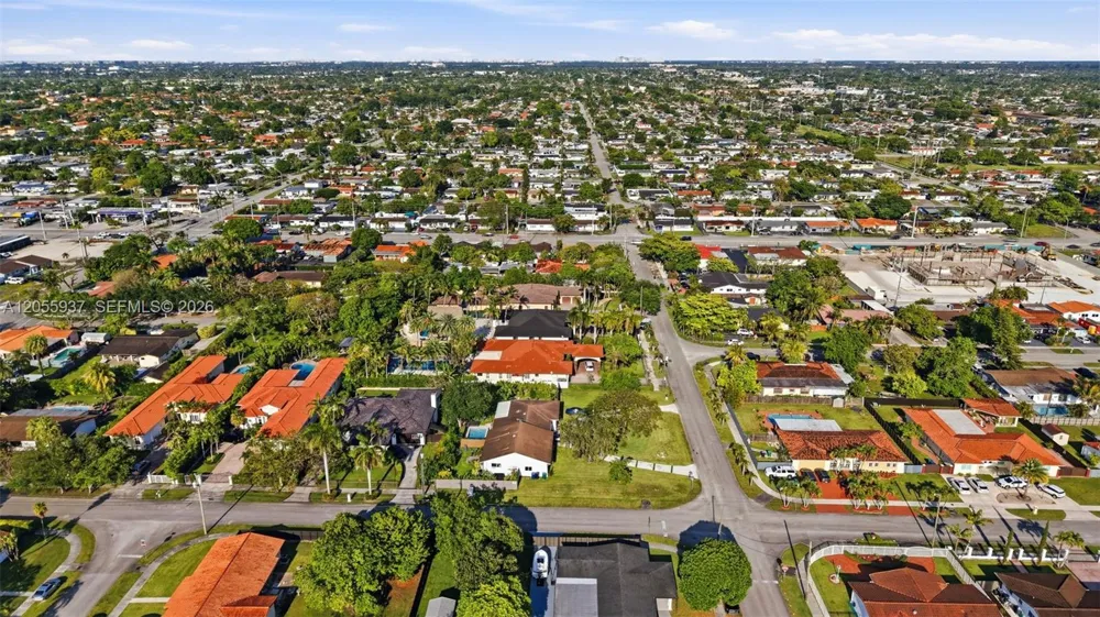 10795 SW 34th St Miami, FL 33165