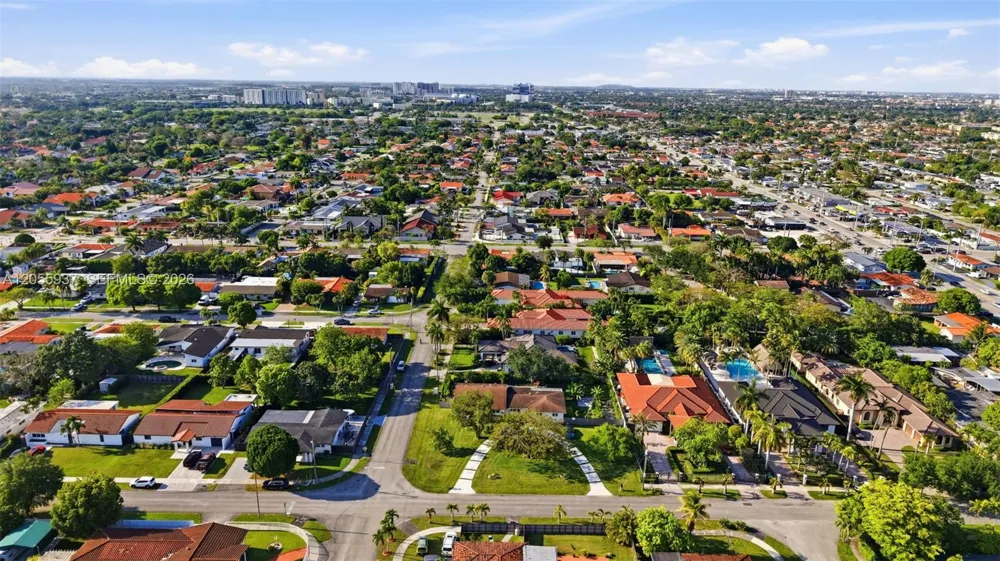 10795 SW 34th St Miami, FL 33165