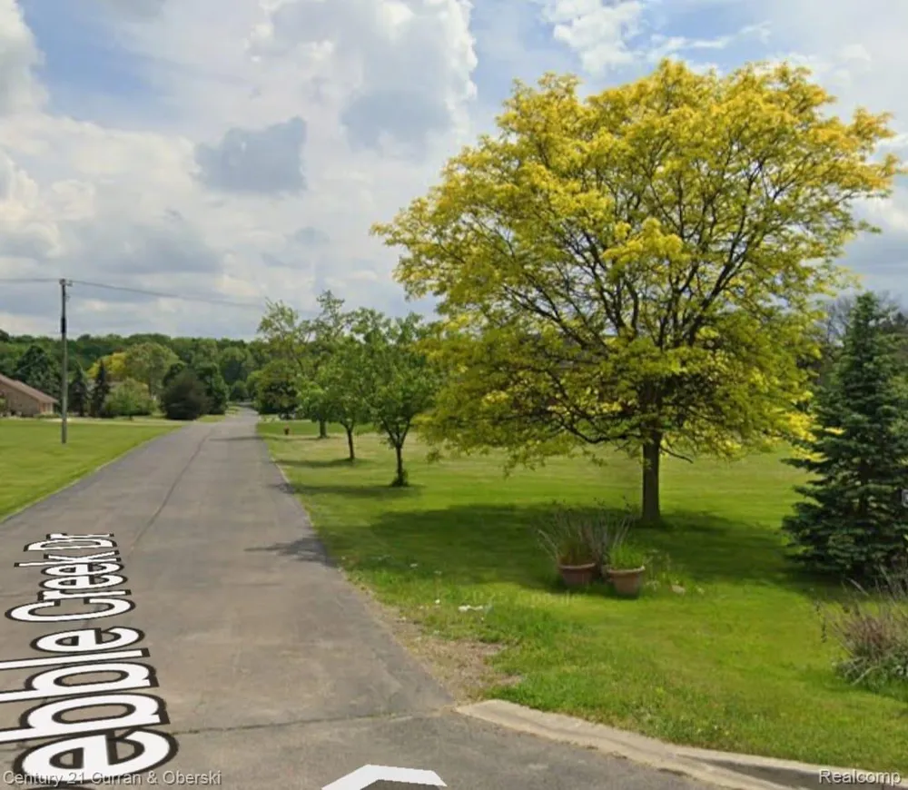 13395 Pebble Creek Drive Plymouth Charter Township, MI 48170