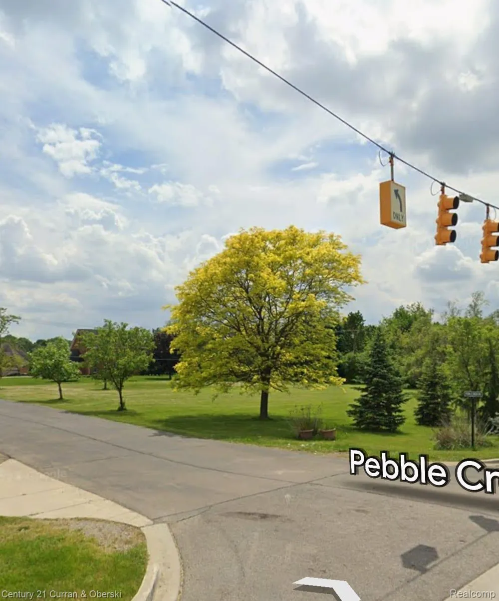 13395 Pebble Creek Drive Plymouth Charter Township, MI 48170