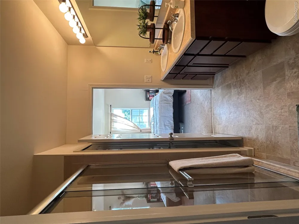 8987 Parkland Drive Ypsilanti Charter Township, MI 48197