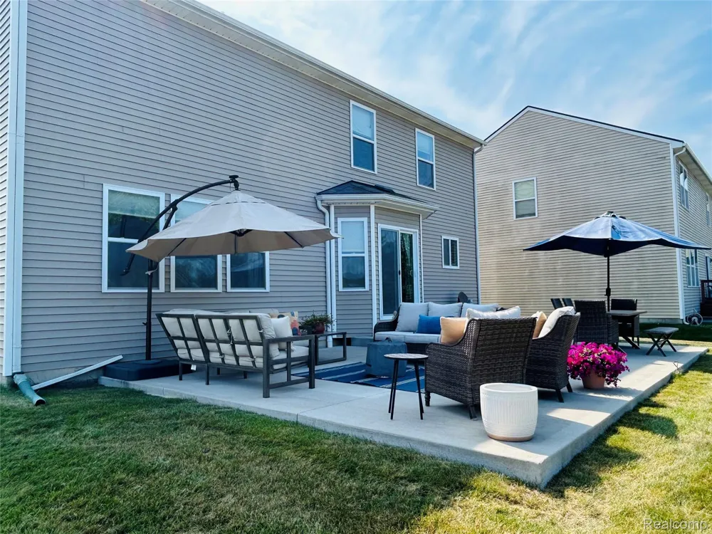 8987 Parkland Drive Ypsilanti Charter Township, MI 48197