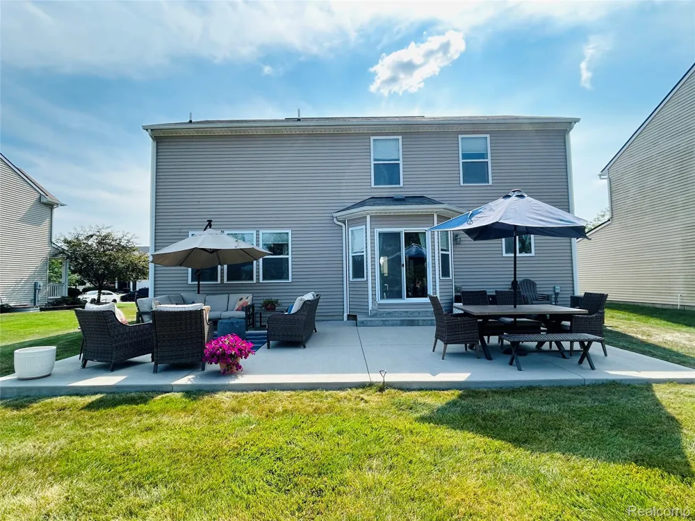 8987 Parkland Drive Ypsilanti Charter Township, MI 48197