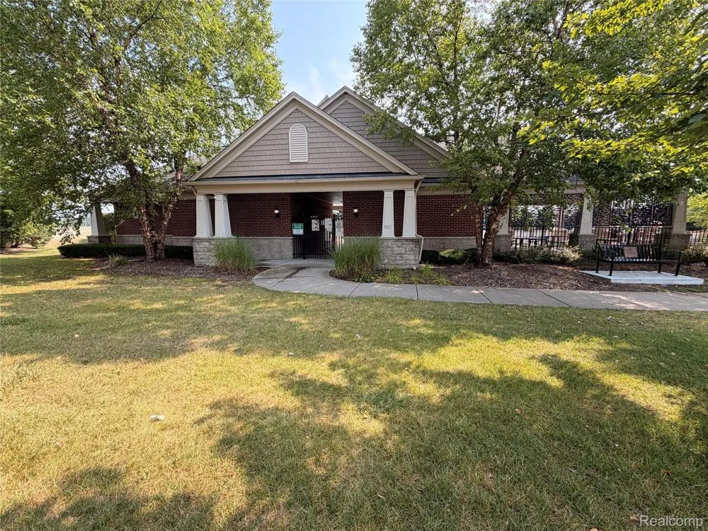 8987 Parkland Drive Ypsilanti Charter Township, MI 48197