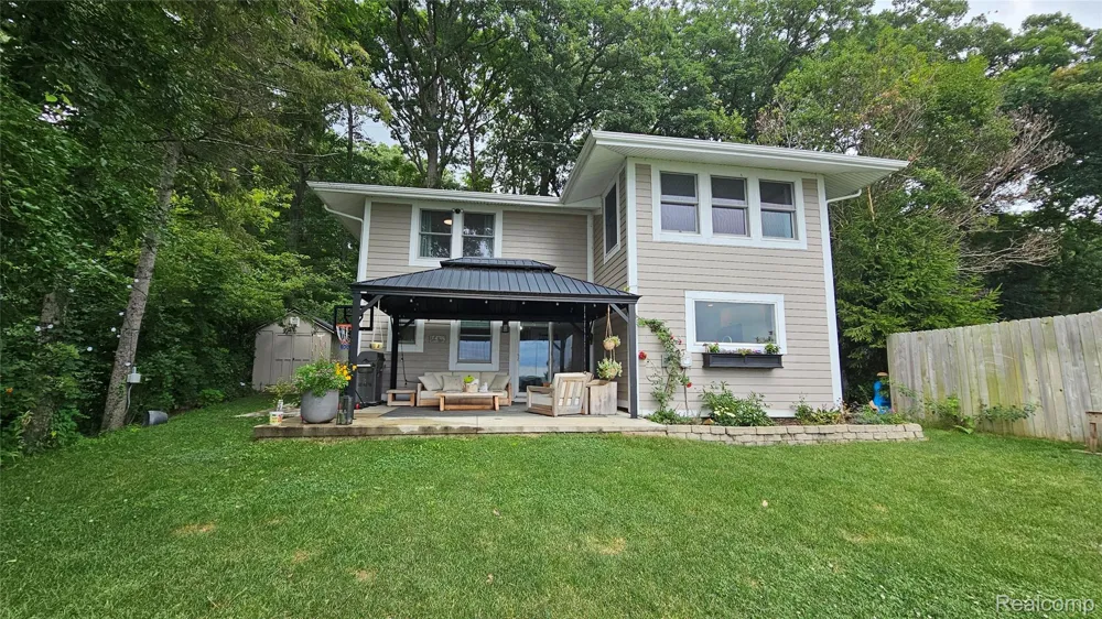 5616 Joslin Lake Drive Lyndon Township, MI 48137