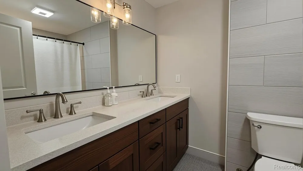 5616 Joslin Lake Drive Lyndon Township, MI 48137