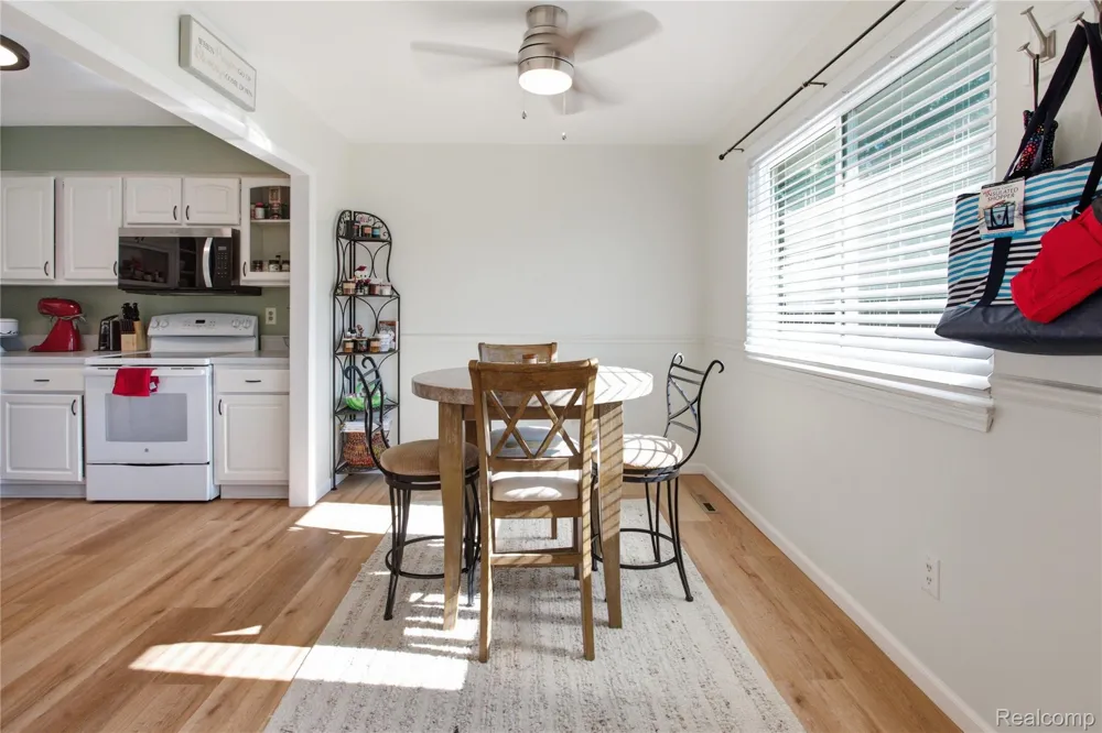 1072 Normandy Terrace Drive Flint Charter Township, MI 48532