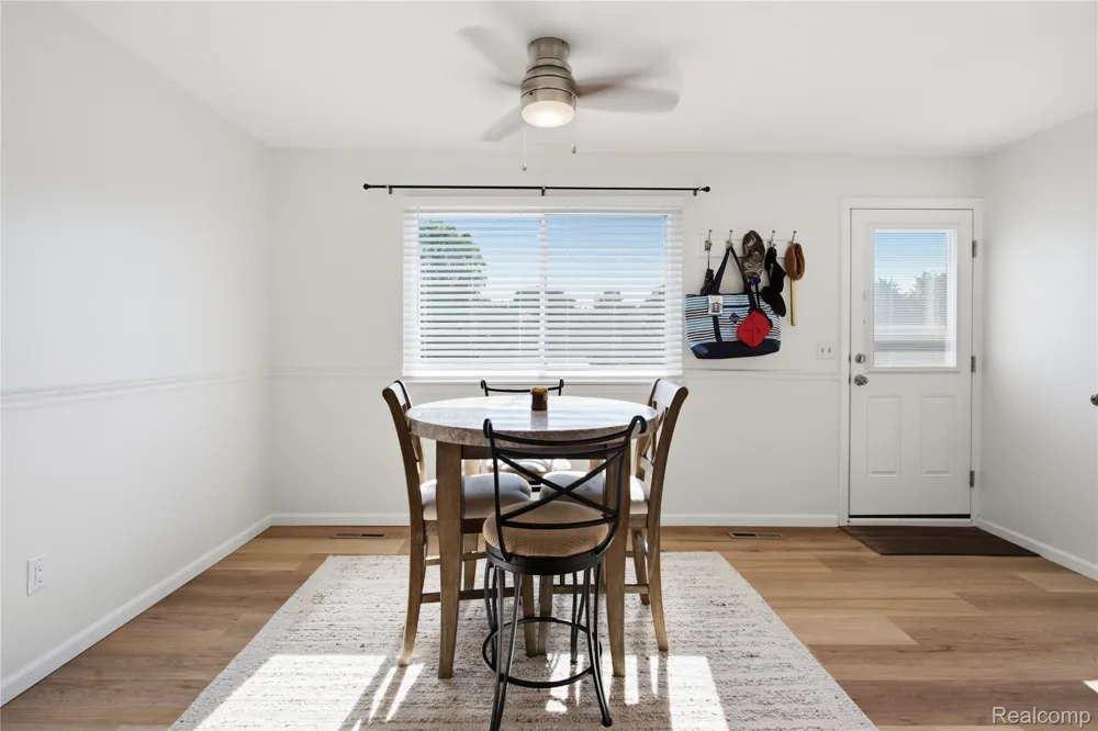 1072 Normandy Terrace Drive Flint Charter Township, MI 48532
