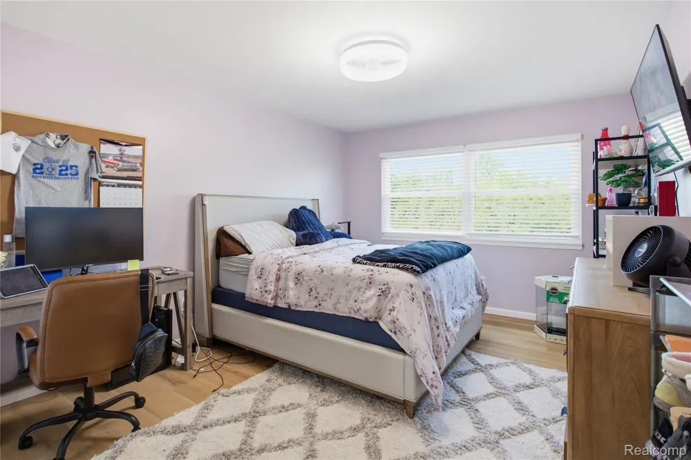 1072 Normandy Terrace Drive Flint Charter Township, MI 48532