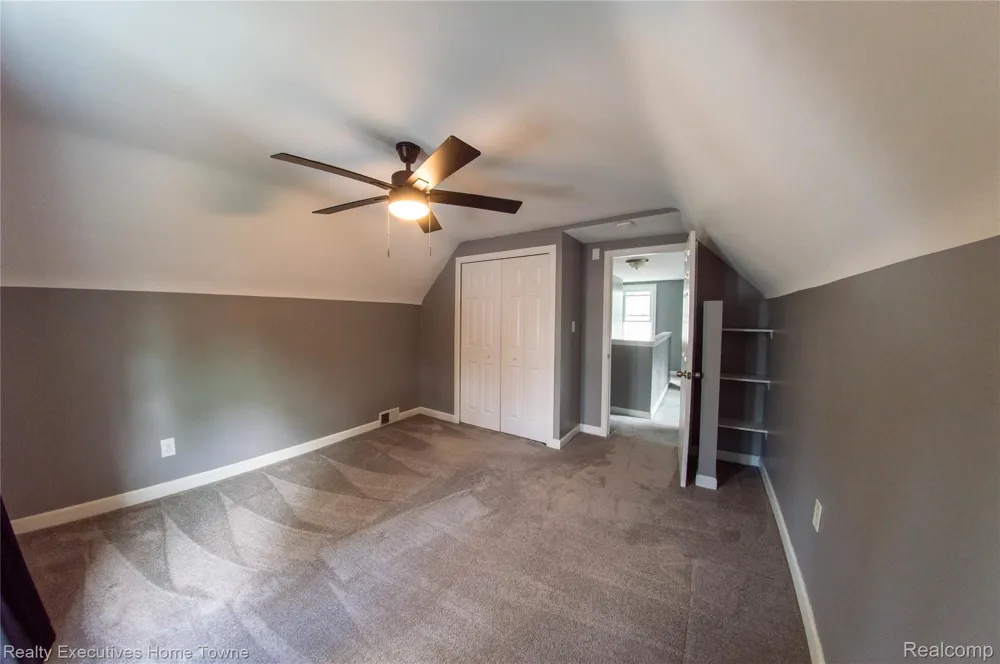 2676 Cumberland Road Berkley City, MI 48072