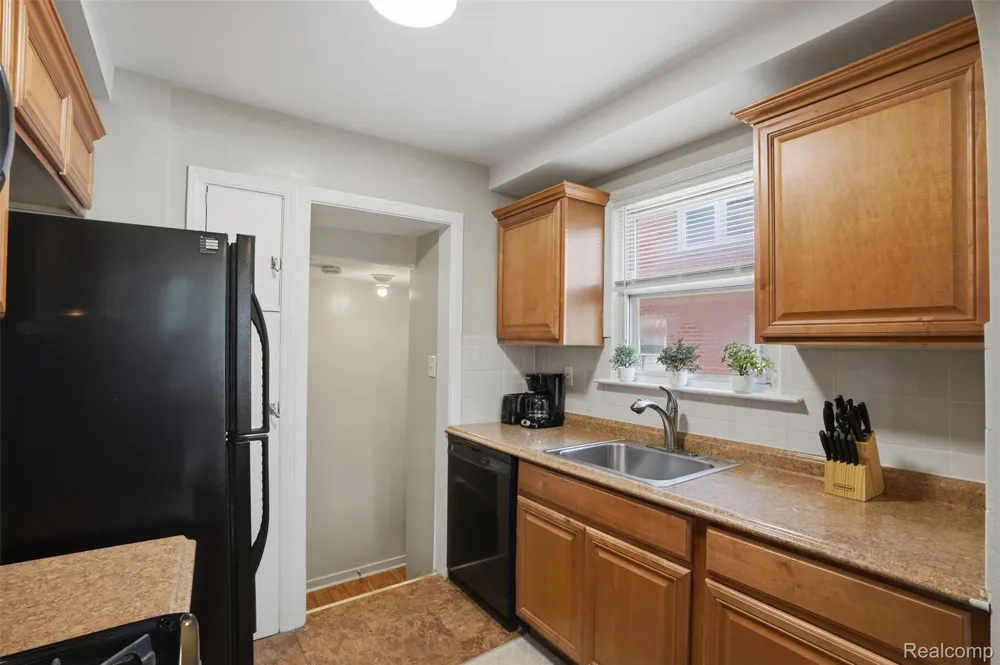 2204 Franklin Street Dearborn City, MI 48128