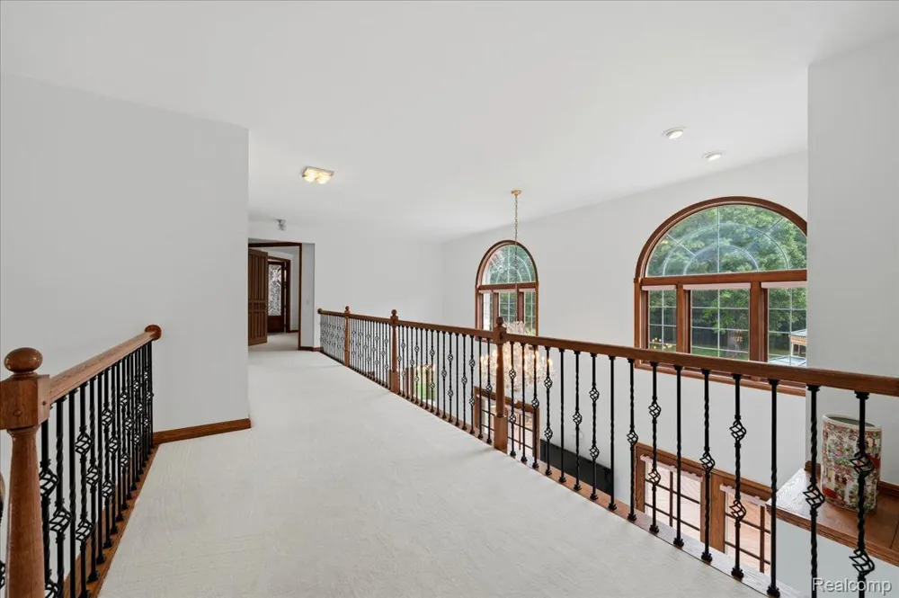 3965 Loch Bend Drive Commerce Charter Township, MI 48382