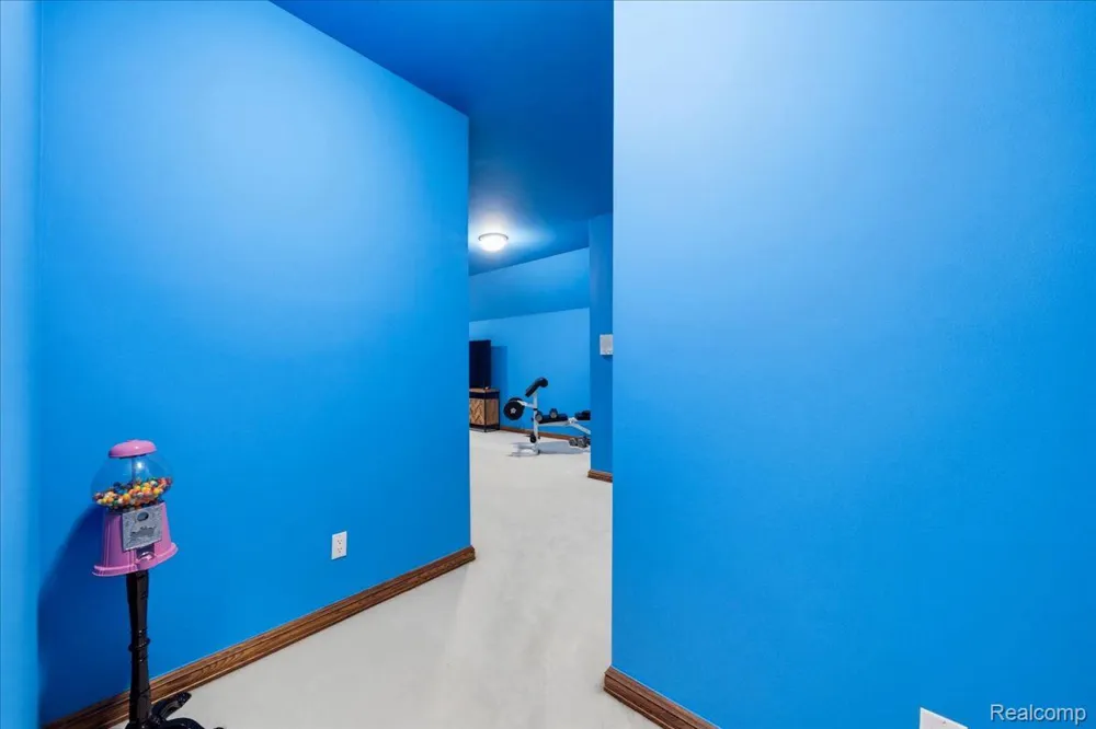3965 Loch Bend Drive Commerce Charter Township, MI 48382
