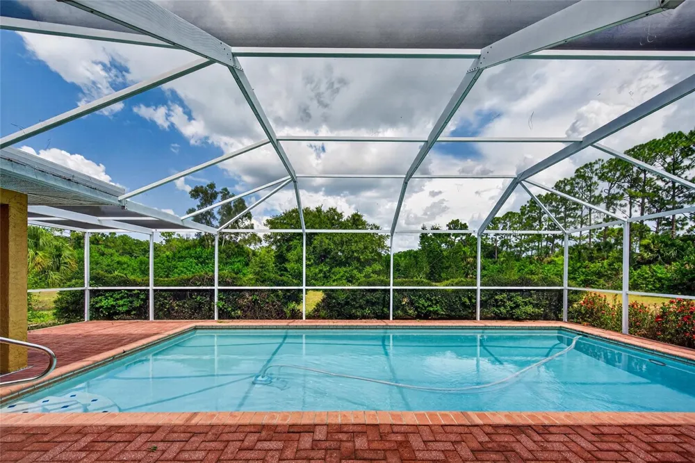 105 JACARANDA BOULEVARD Venice, FL 34292