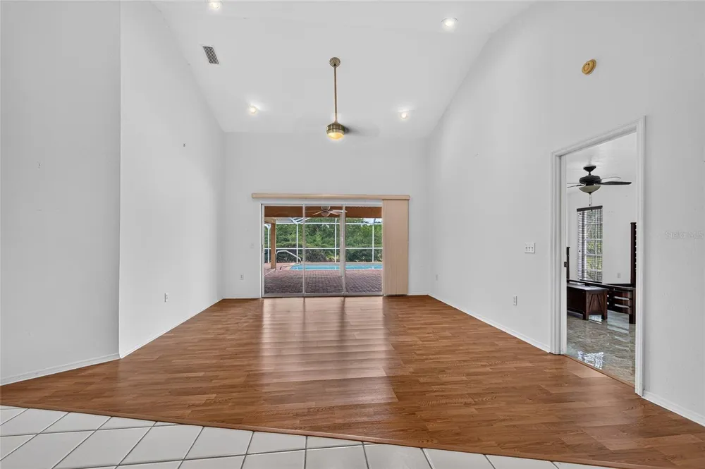 105 JACARANDA BOULEVARD Venice, FL 34292
