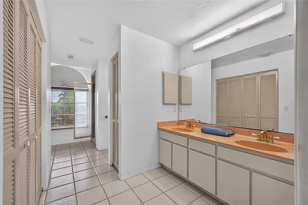 105 JACARANDA BOULEVARD Venice, FL 34292