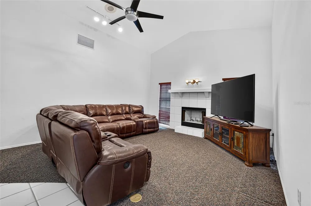105 JACARANDA BOULEVARD Venice, FL 34292