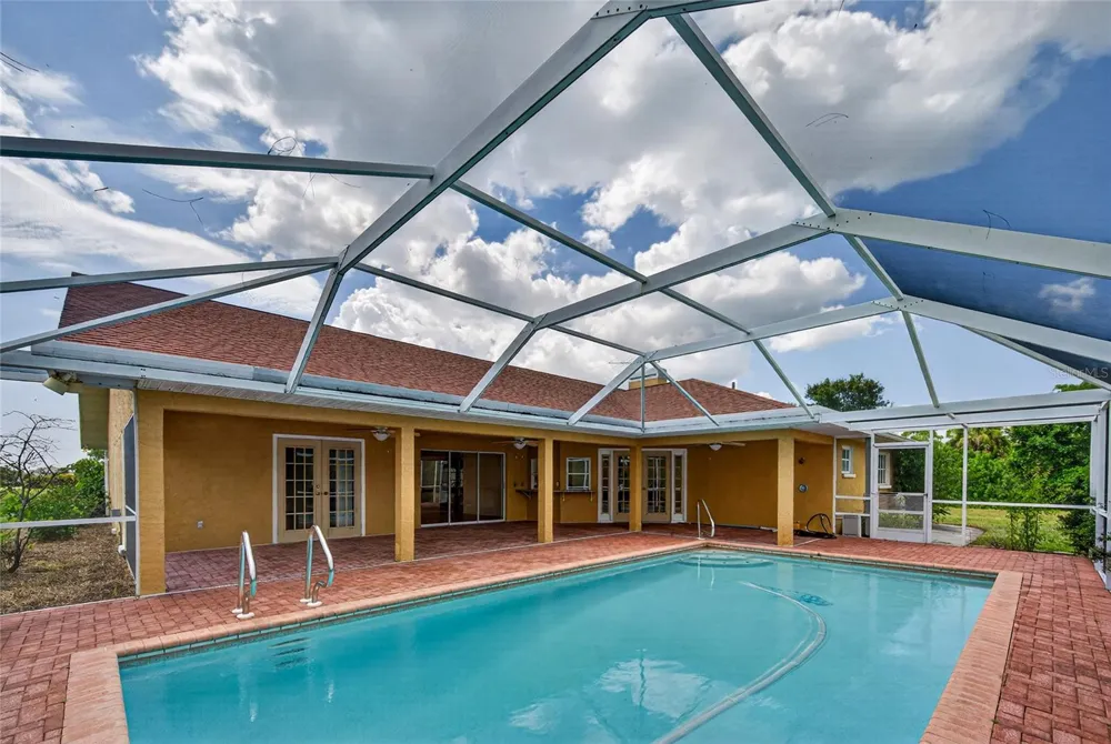105 JACARANDA BOULEVARD Venice, FL 34292