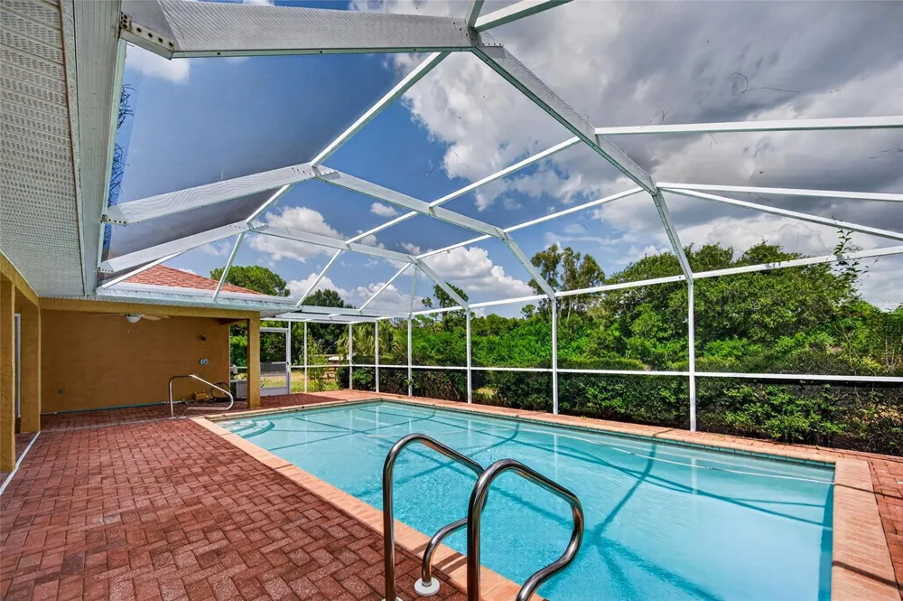 105 JACARANDA BOULEVARD Venice, FL 34292