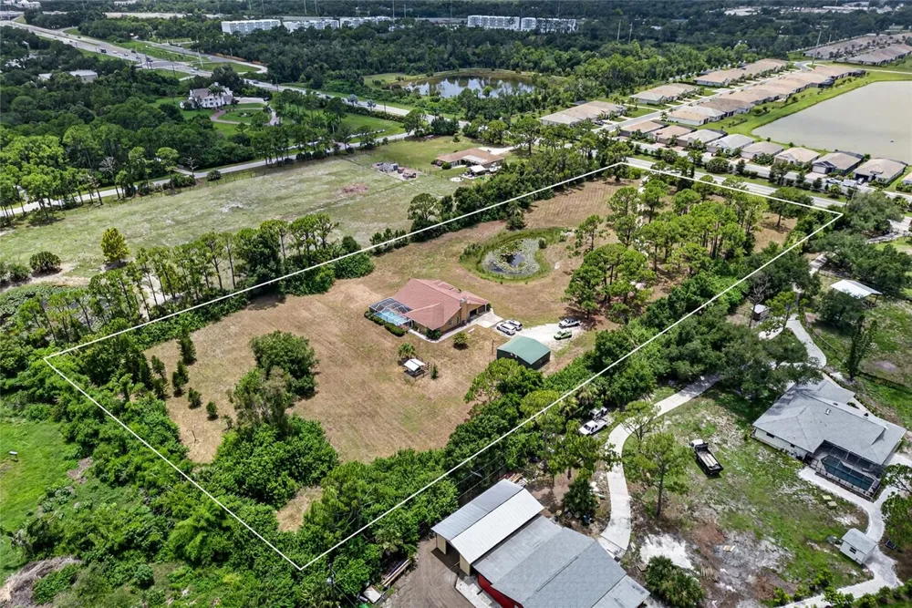 105 JACARANDA BOULEVARD Venice, FL 34292