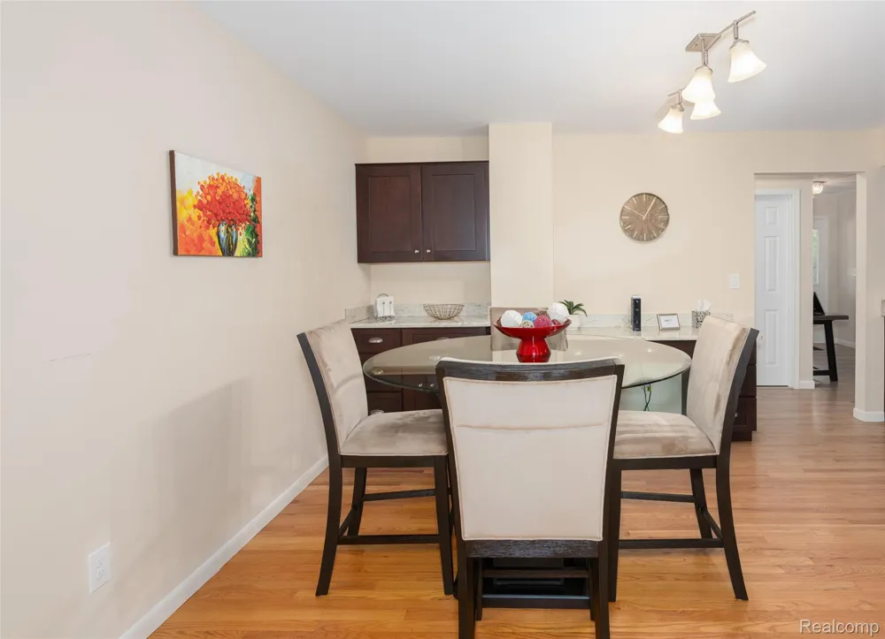 1990 Squirrel Valley Drive Bloomfield Hills City, MI 48304