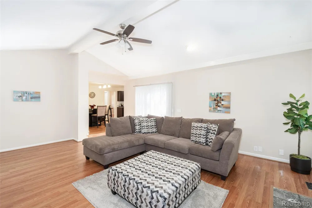 1990 Squirrel Valley Drive Bloomfield Hills City, MI 48304