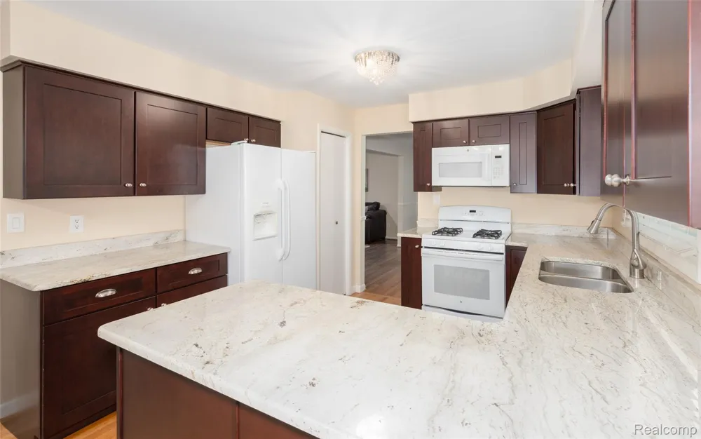 1990 Squirrel Valley Drive Bloomfield Hills City, MI 48304