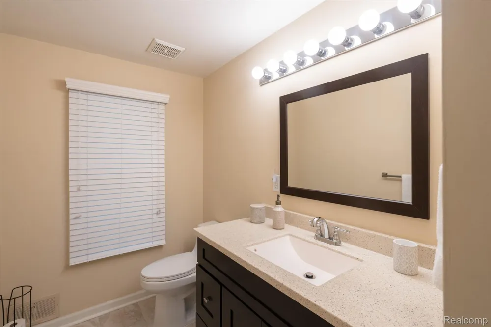 1990 Squirrel Valley Drive Bloomfield Hills City, MI 48304