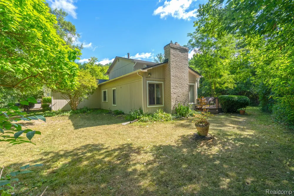 1990 Squirrel Valley Drive Bloomfield Hills City, MI 48304