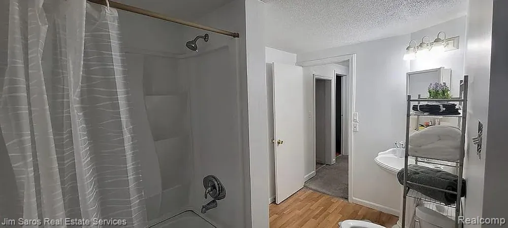 3871 Oakgrove Road Frost Township, MI 48625