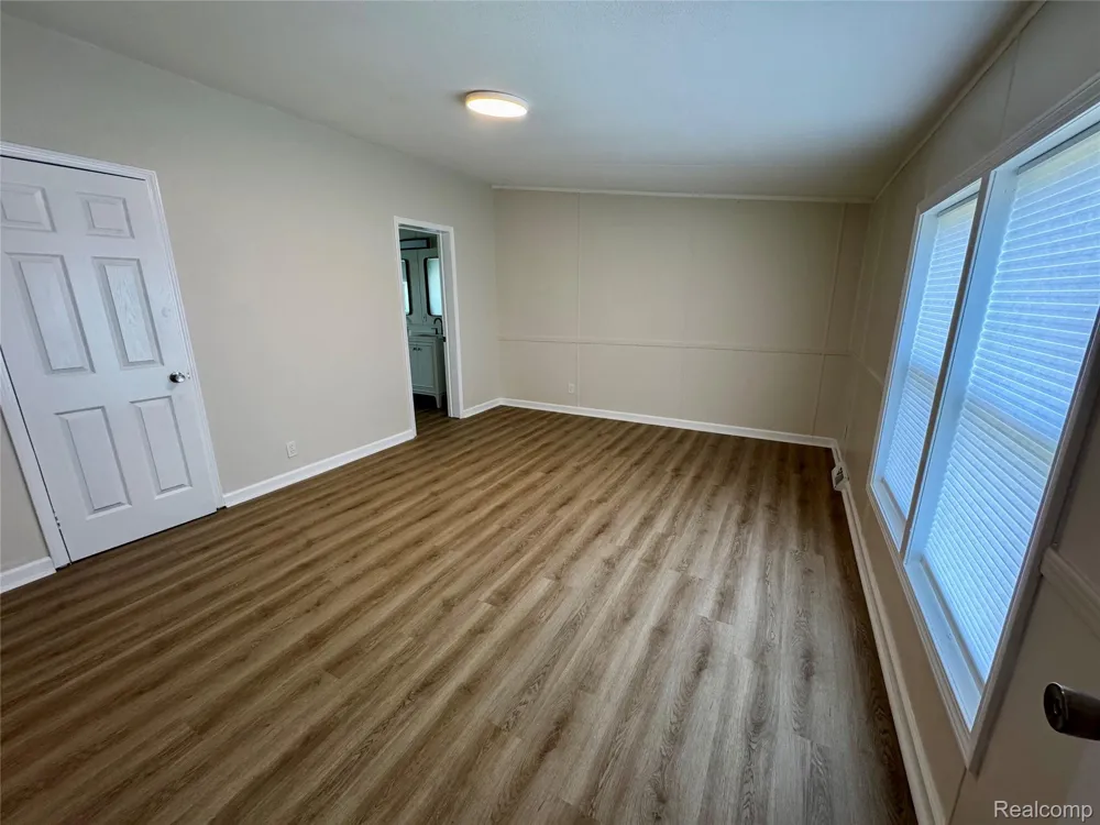 8845 Country Road NE Rapid River Township, MI 49659
